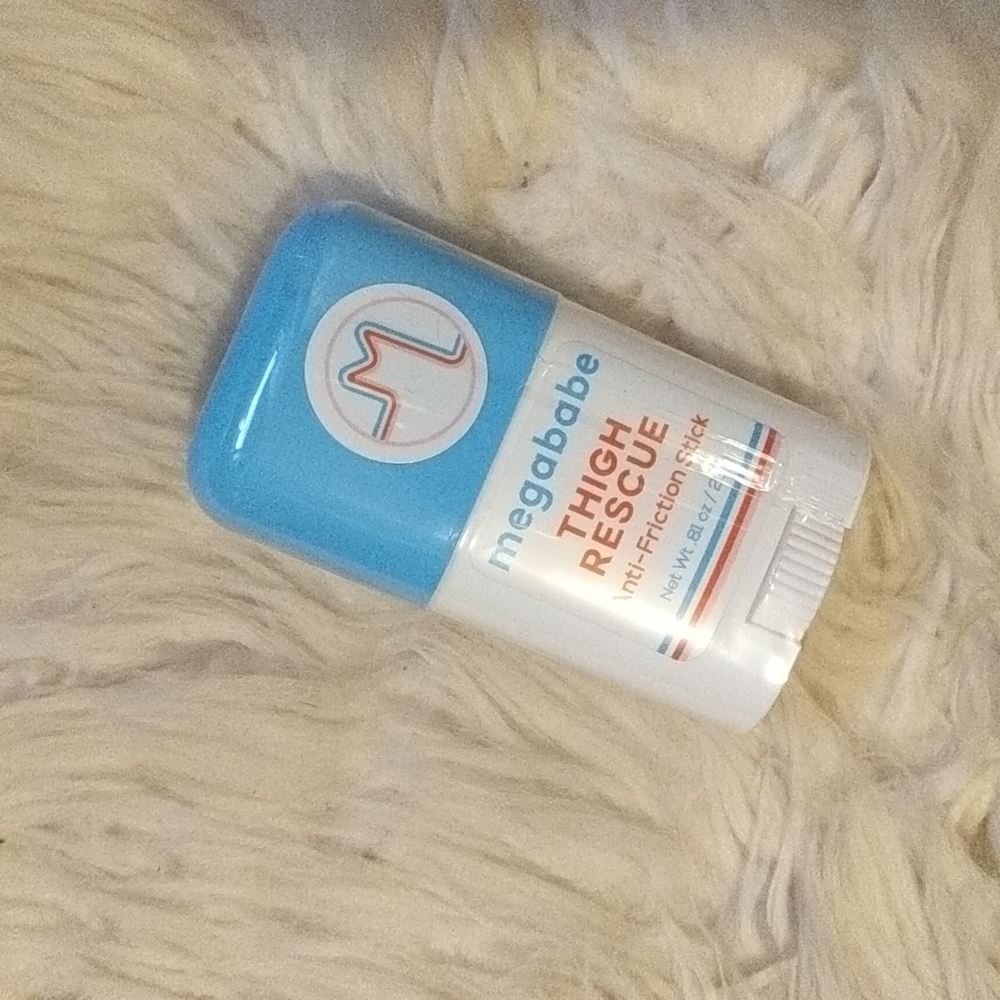 FREE WITH BUNDLE! Megababe Thigh Rescue sample